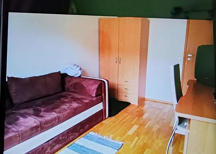 To Rent In Shared Δωμάτια σε οικογενειακή κατοικία *